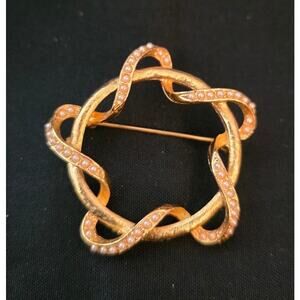 Vtg Gold Tone Faux Seed Pearl Wreath Brooch Circle Knot Pin Elegant Classic